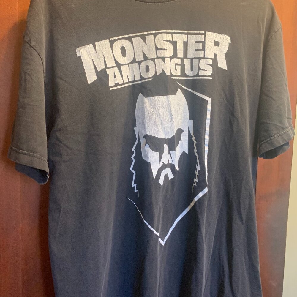 WWE Braun Strowman Graphics Boys Short Sleeve T Shirt SELLING AS IS TAG IS FADED